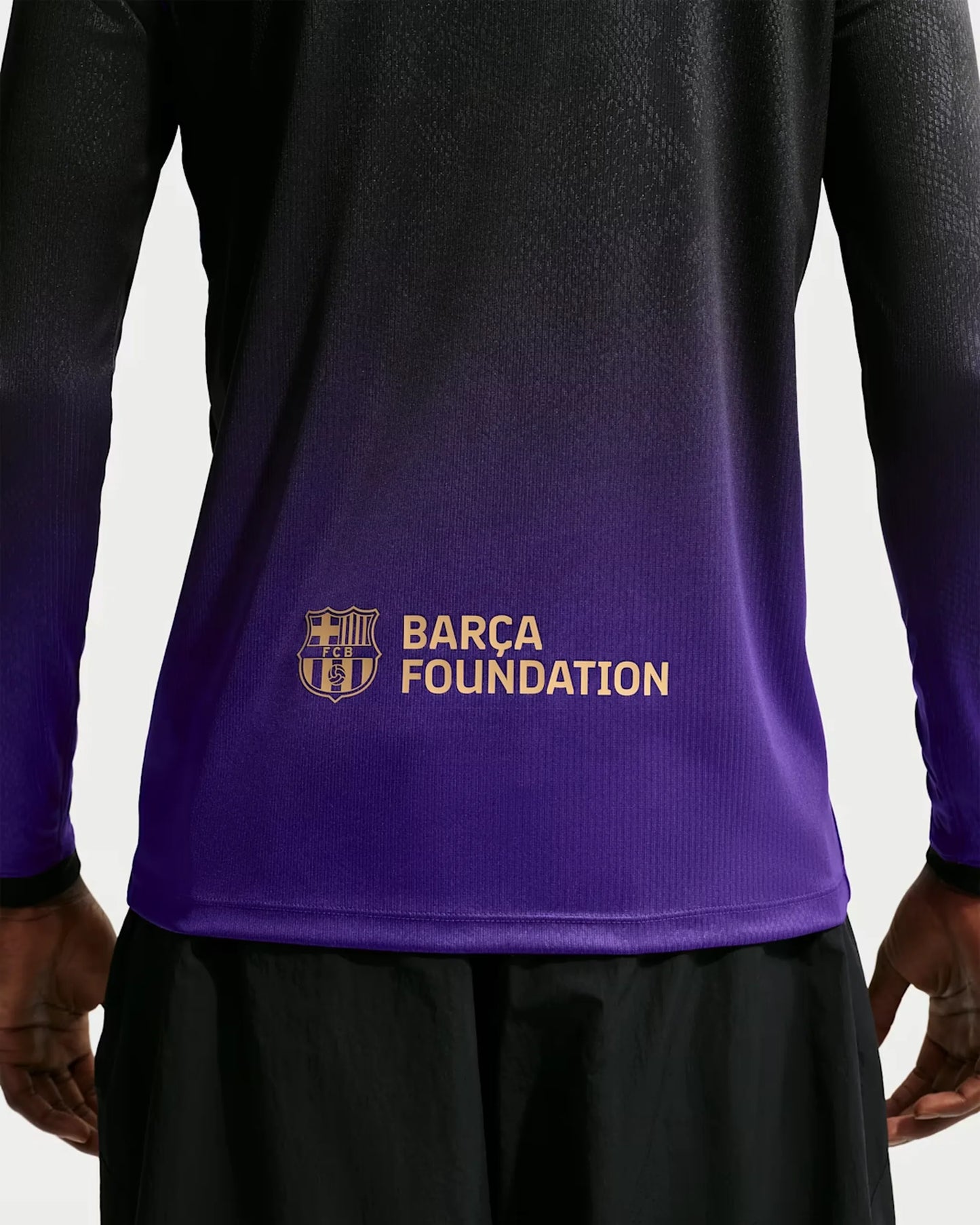 Barcelona 26-27 Long Sleeve Away Jersey - Detail