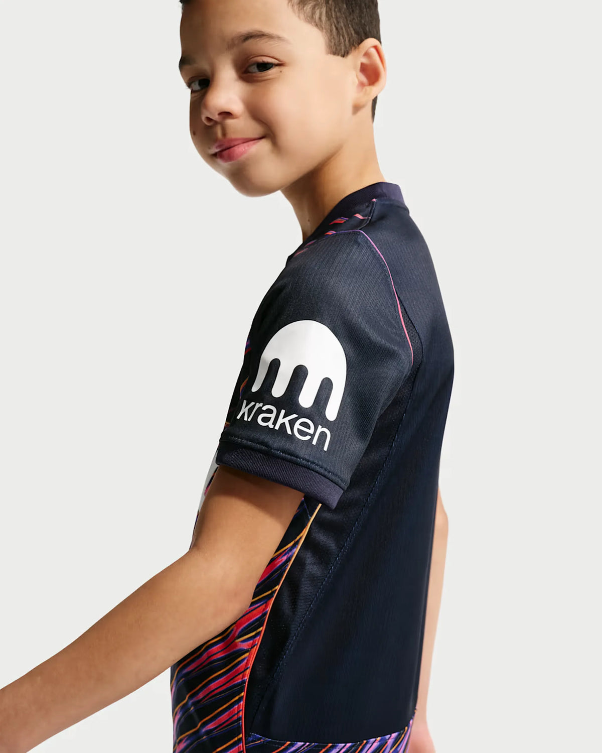 Tottenham 26-27 Away Kids Kit - Detail