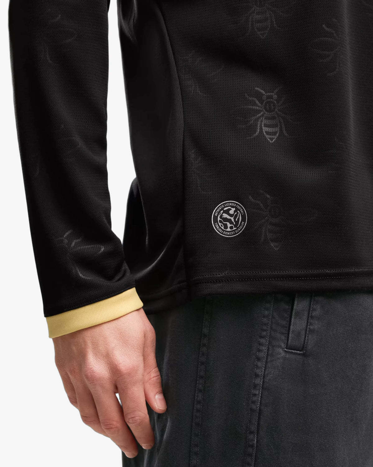 Manchester City 26-27 Long Sleeve Away Jersey - Detail