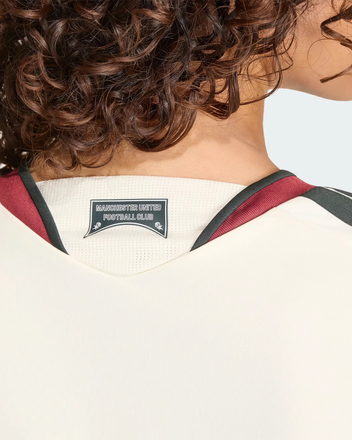 Manchester United 26-27 Third Women's Jersey - Detail