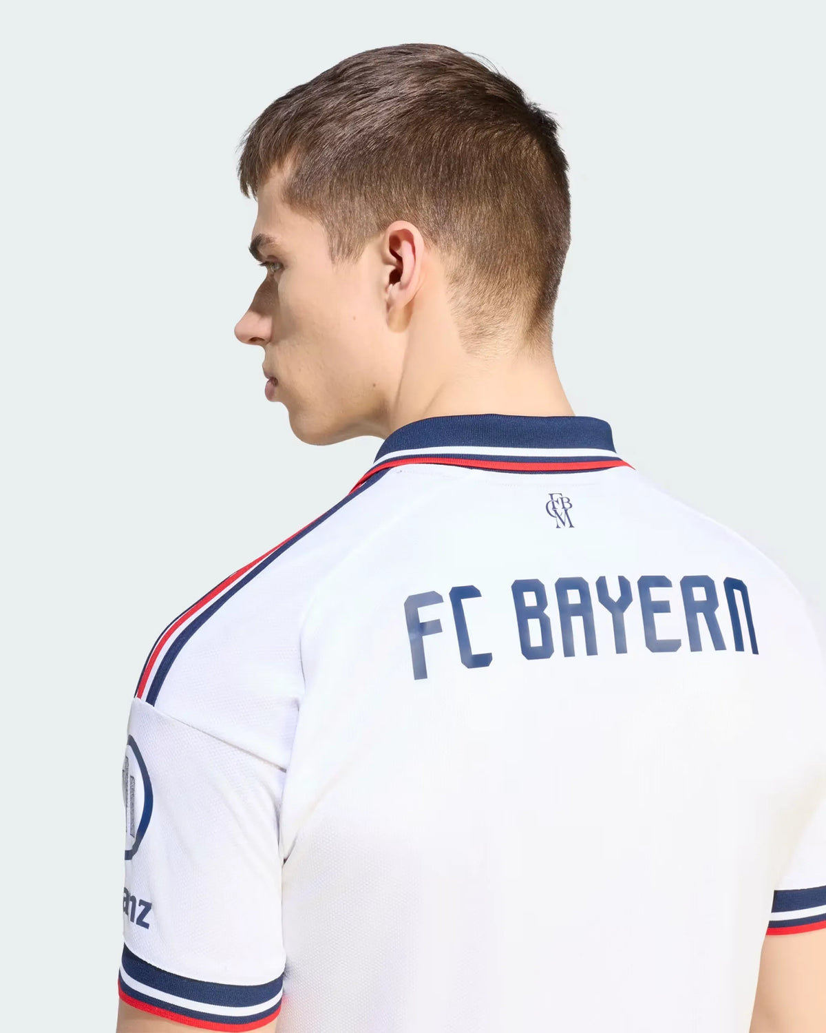 Bayern Munich 26-27 Away Jersey - Detail