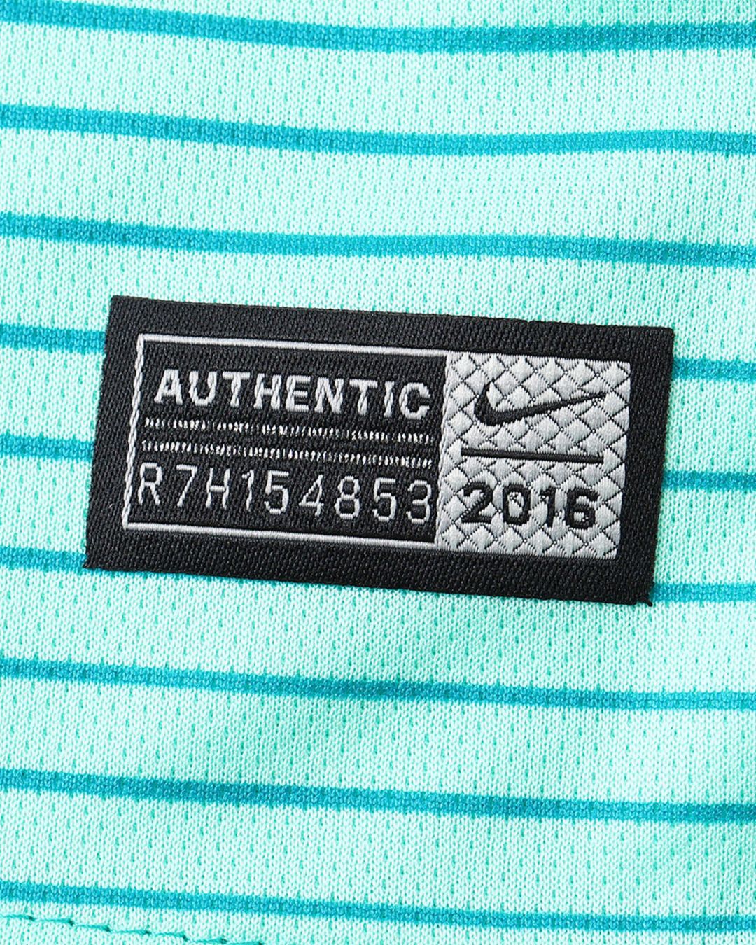 Barcelona 16-17 Third Retro Jersey