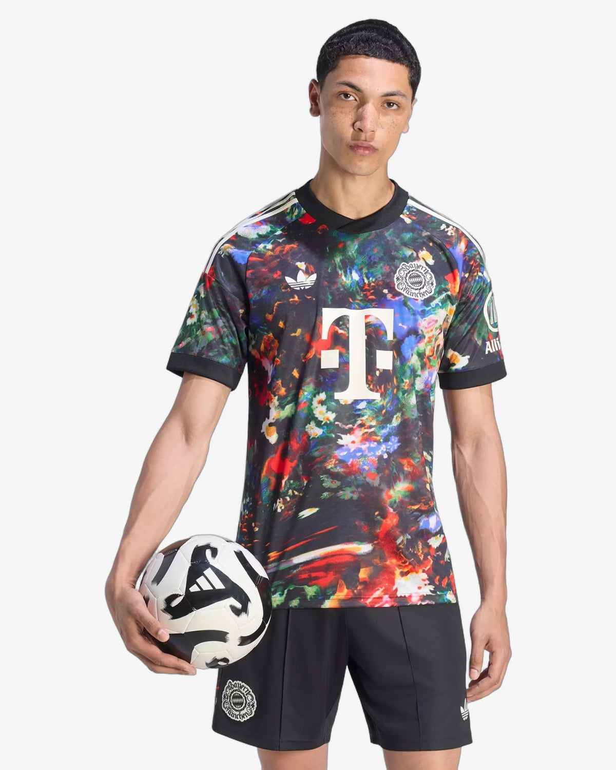 Bayern Munich 26-27 Fourth Wiesn Jersey - Front View