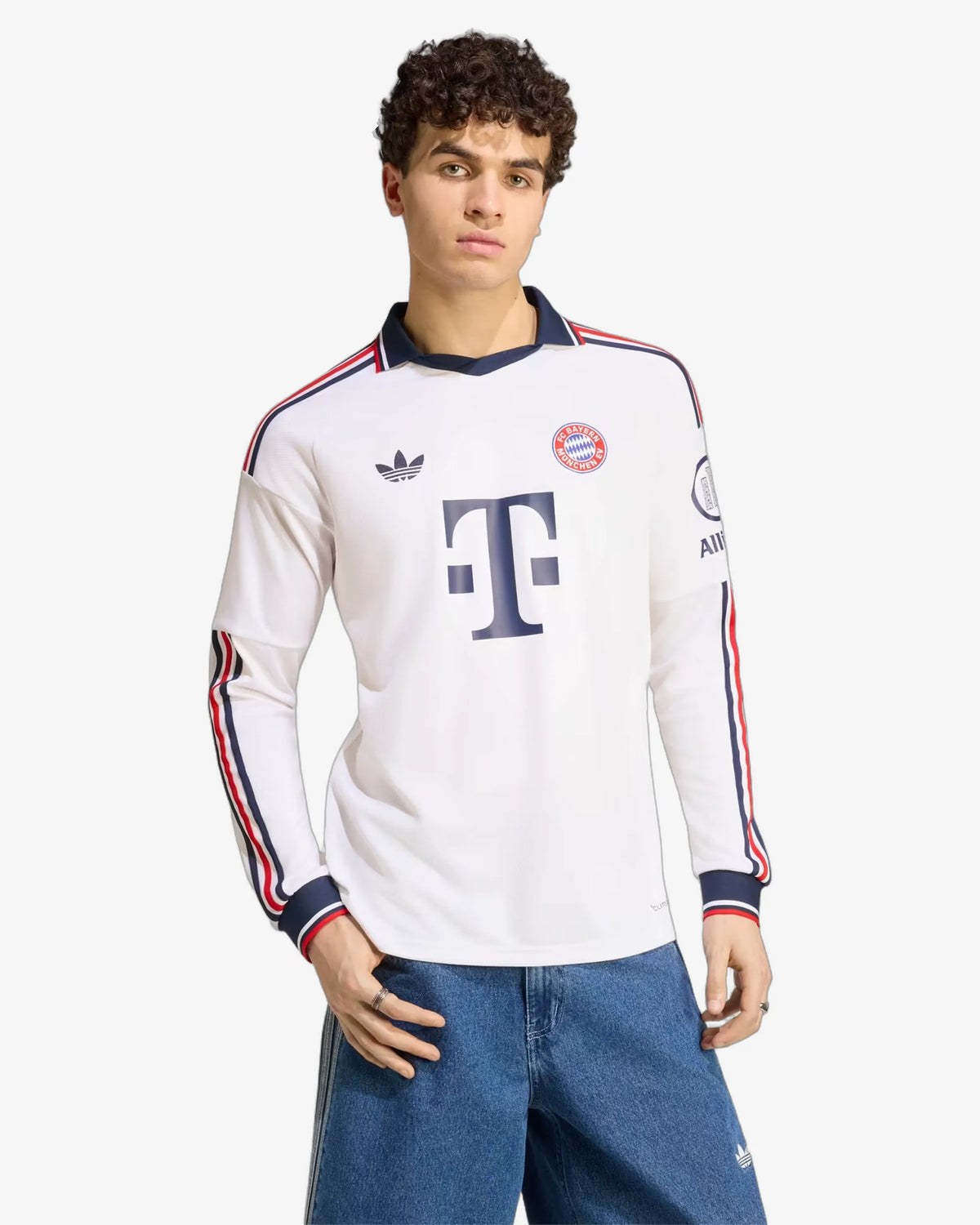 Bayern Munich 26-27 Long Sleeve Away Jersey - Front View