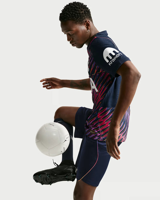 Tottenham 26-27 Player Version Away Jersey - Detail