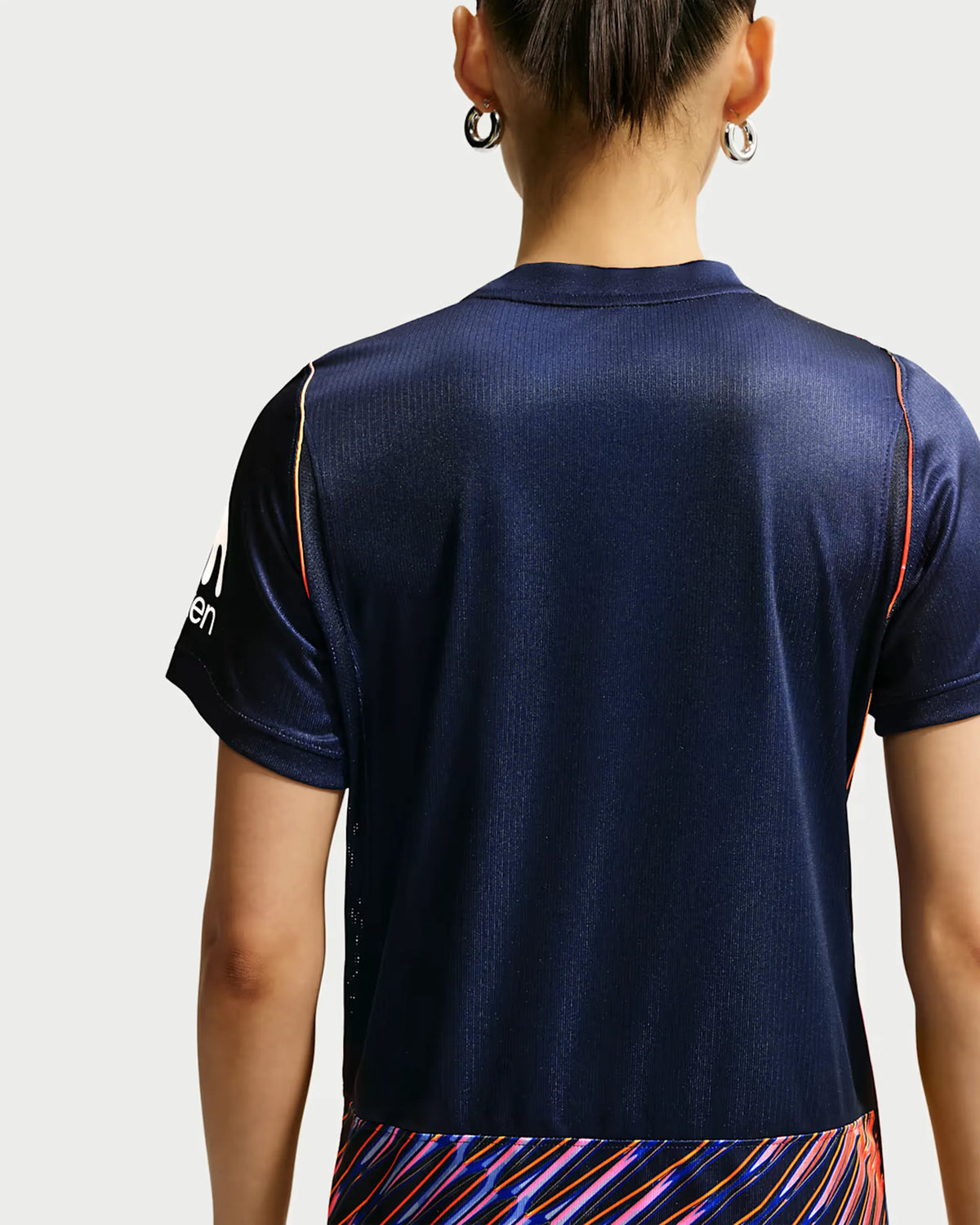 Tottenham 26-27 Away Women's Jersey - Detail