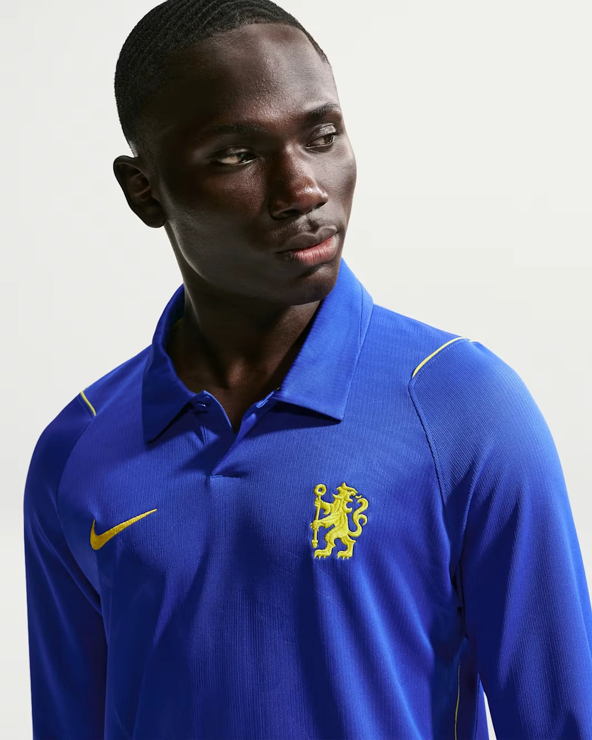 Chelsea 26-27 Long Sleeve Home Jersey - Detail