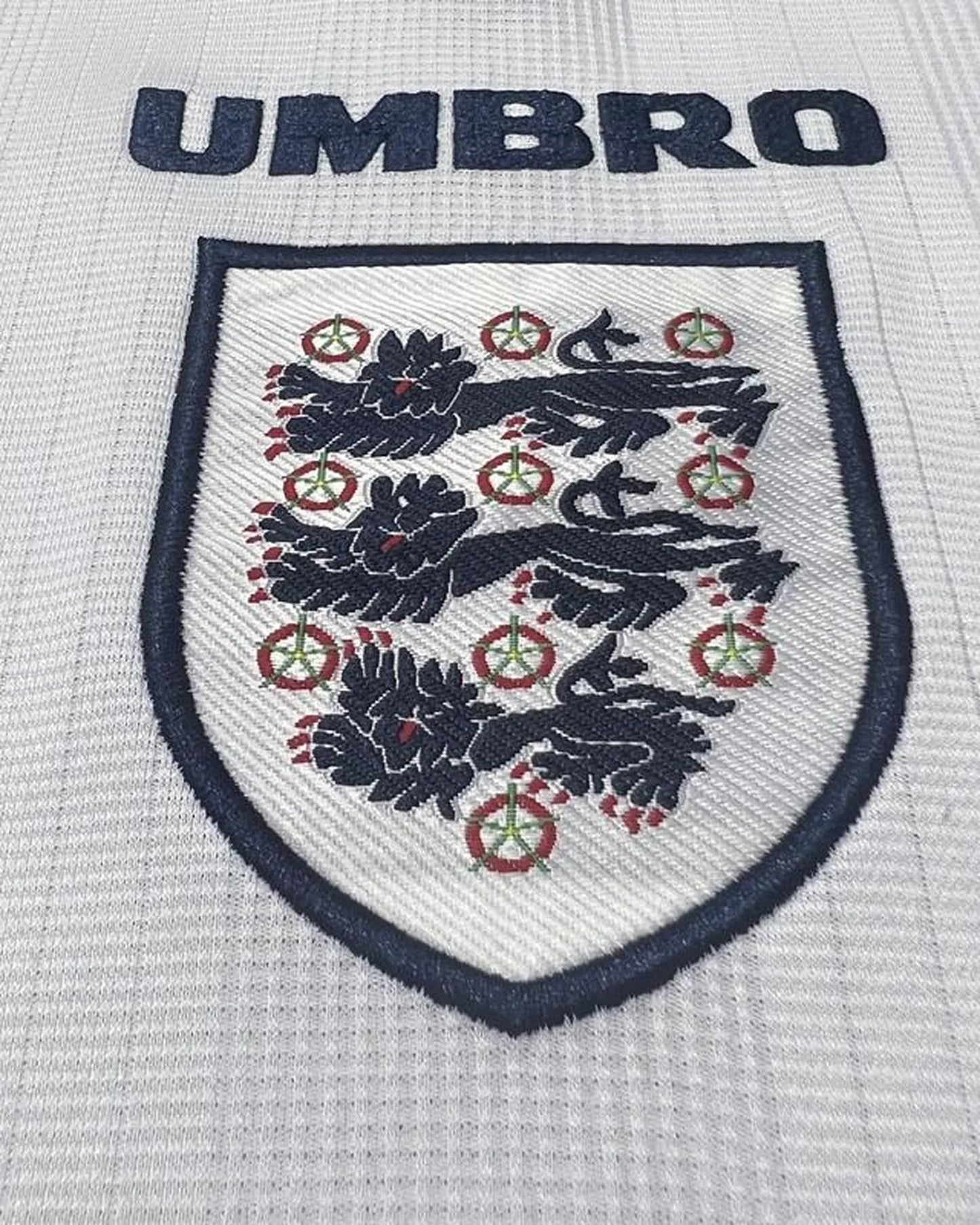 England 1996 Retro Long Sleeve Home Jersey - Detail