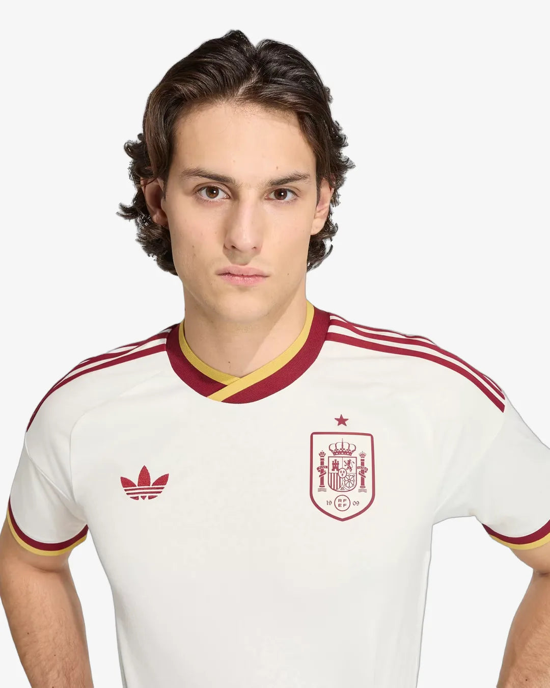 03-spain-2026-away-jersey-front-2.webp