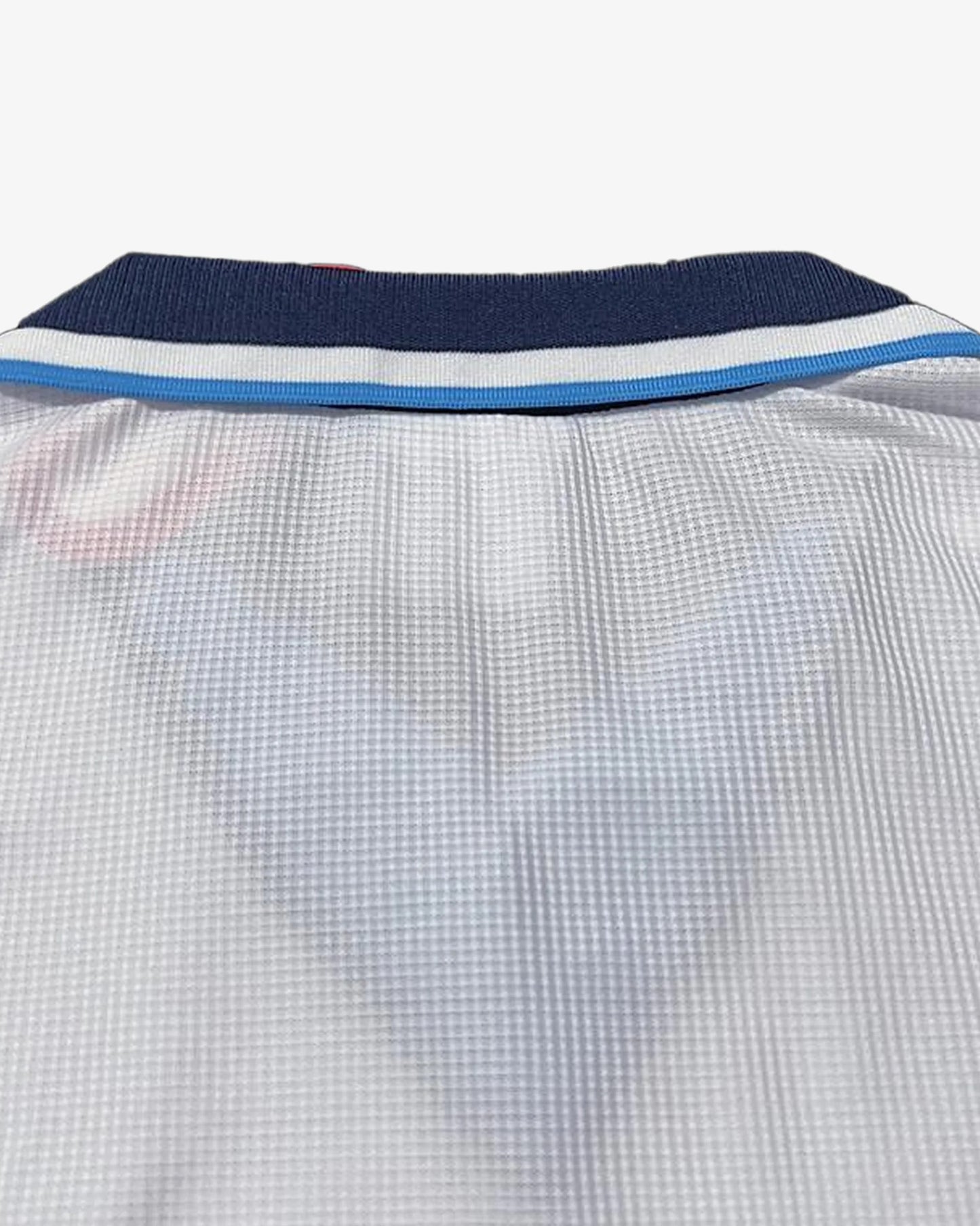 England 1996 Retro Long Sleeve Home Jersey - Detail