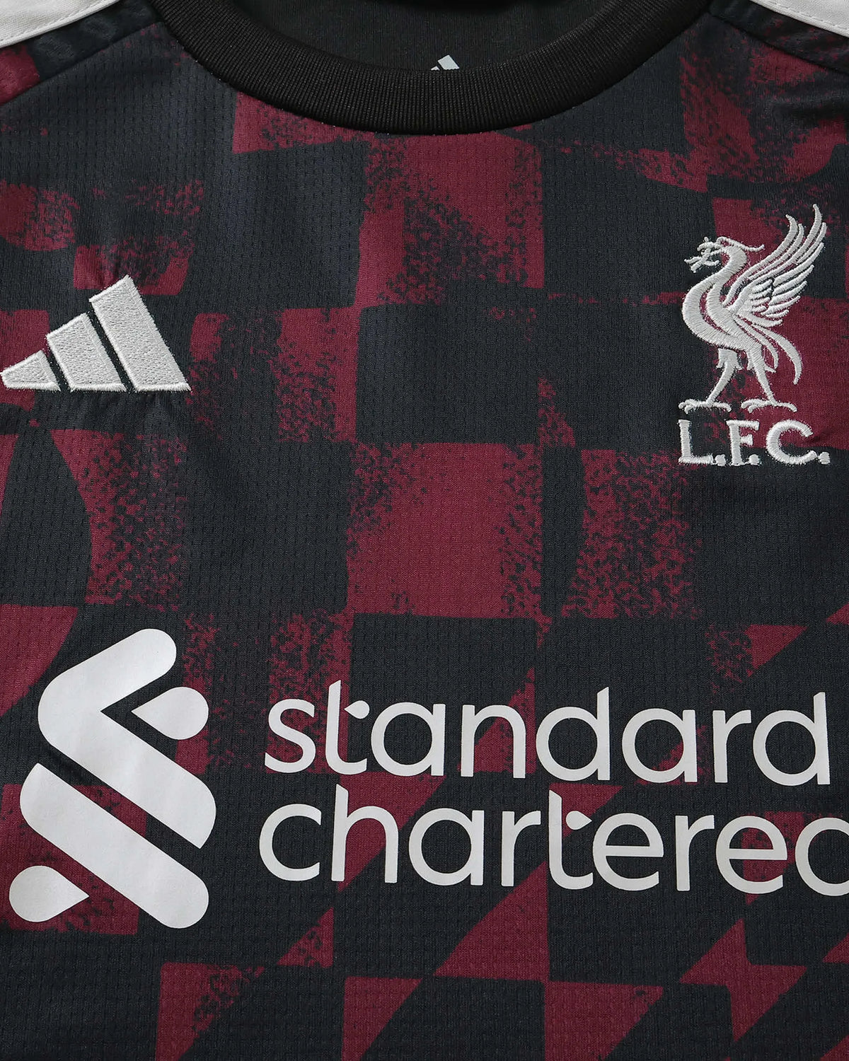 Liverpool 26-27 Third Kids Kit - Detail