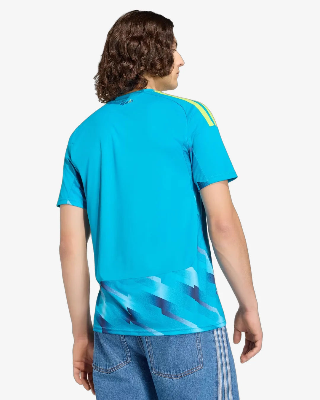 04-spain-2026-goalkeeper-jersey-back.webp