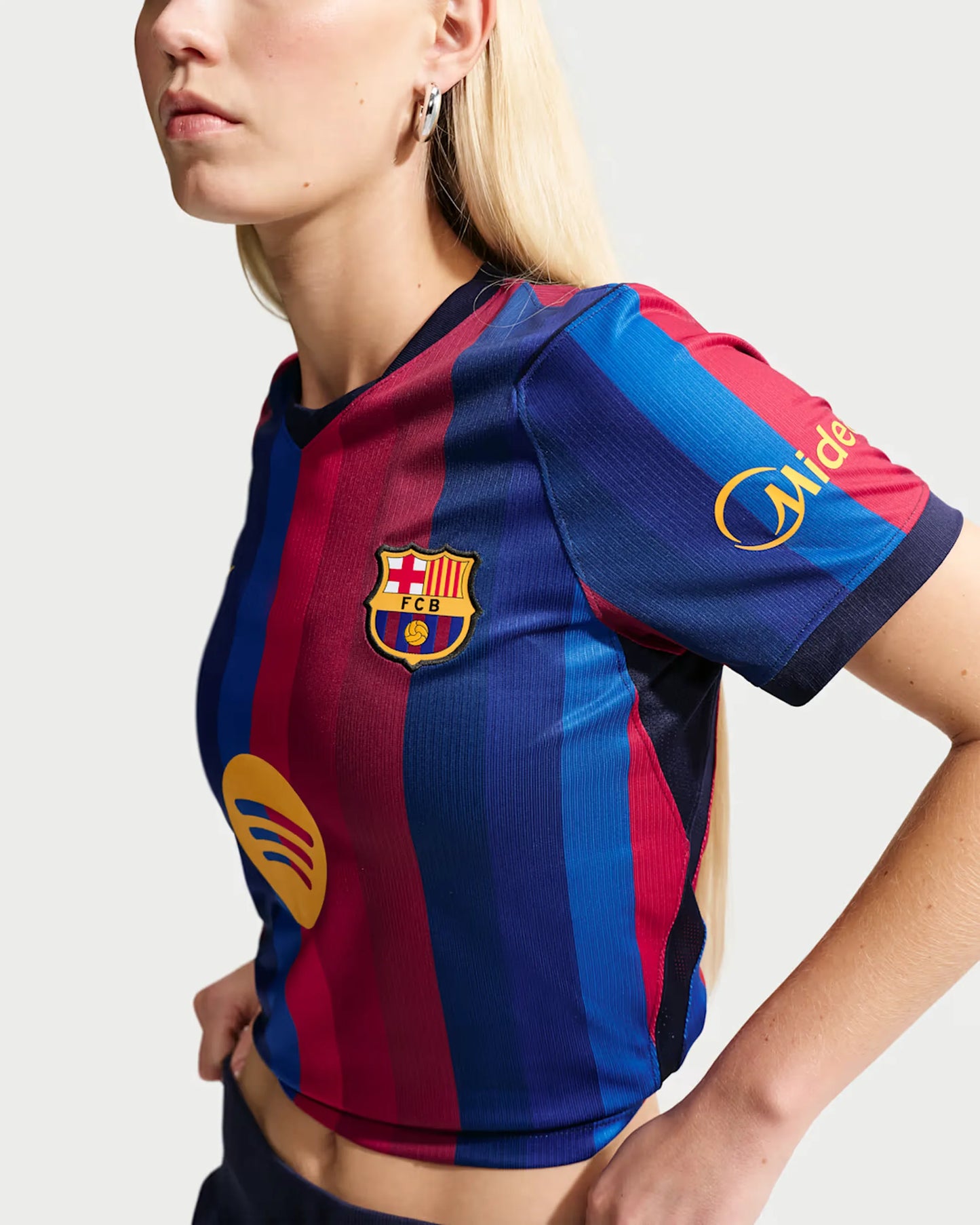 Barcelona 26-27 Home Women's Jersey - Detail