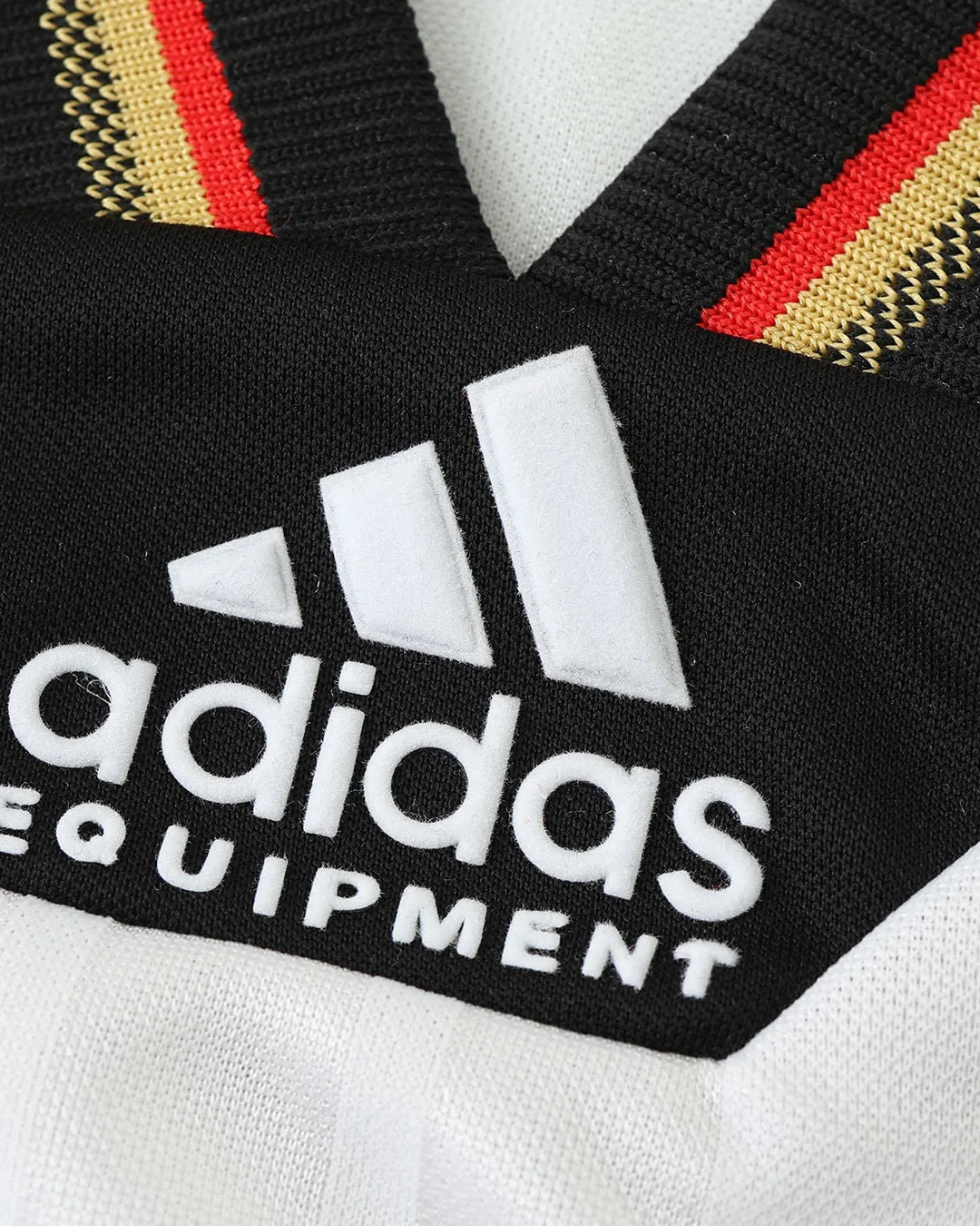 05-germany-1992-home-retro-jersey-detail-3.webp
