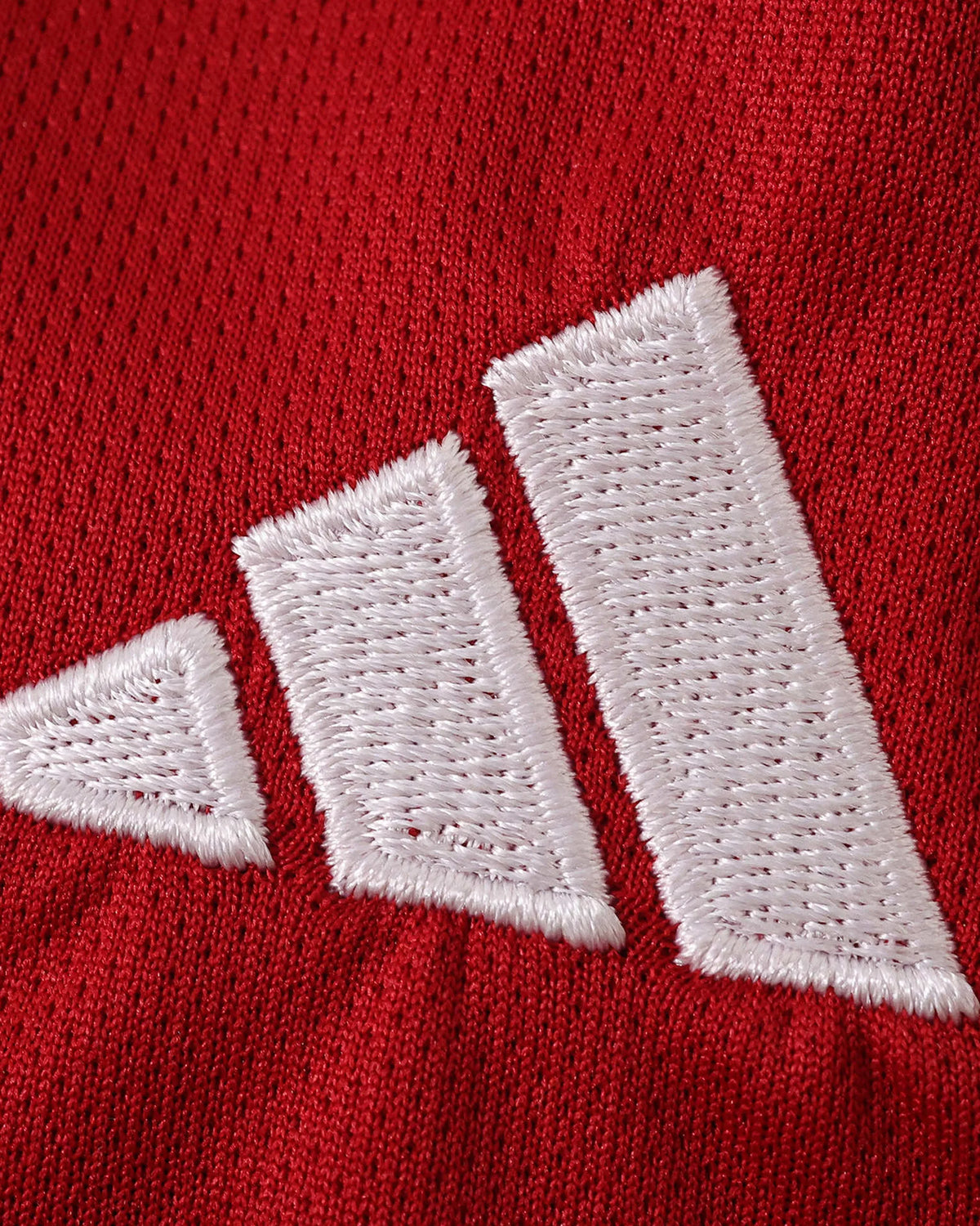 Liverpool 26-27 Home Kids Kit - Detail