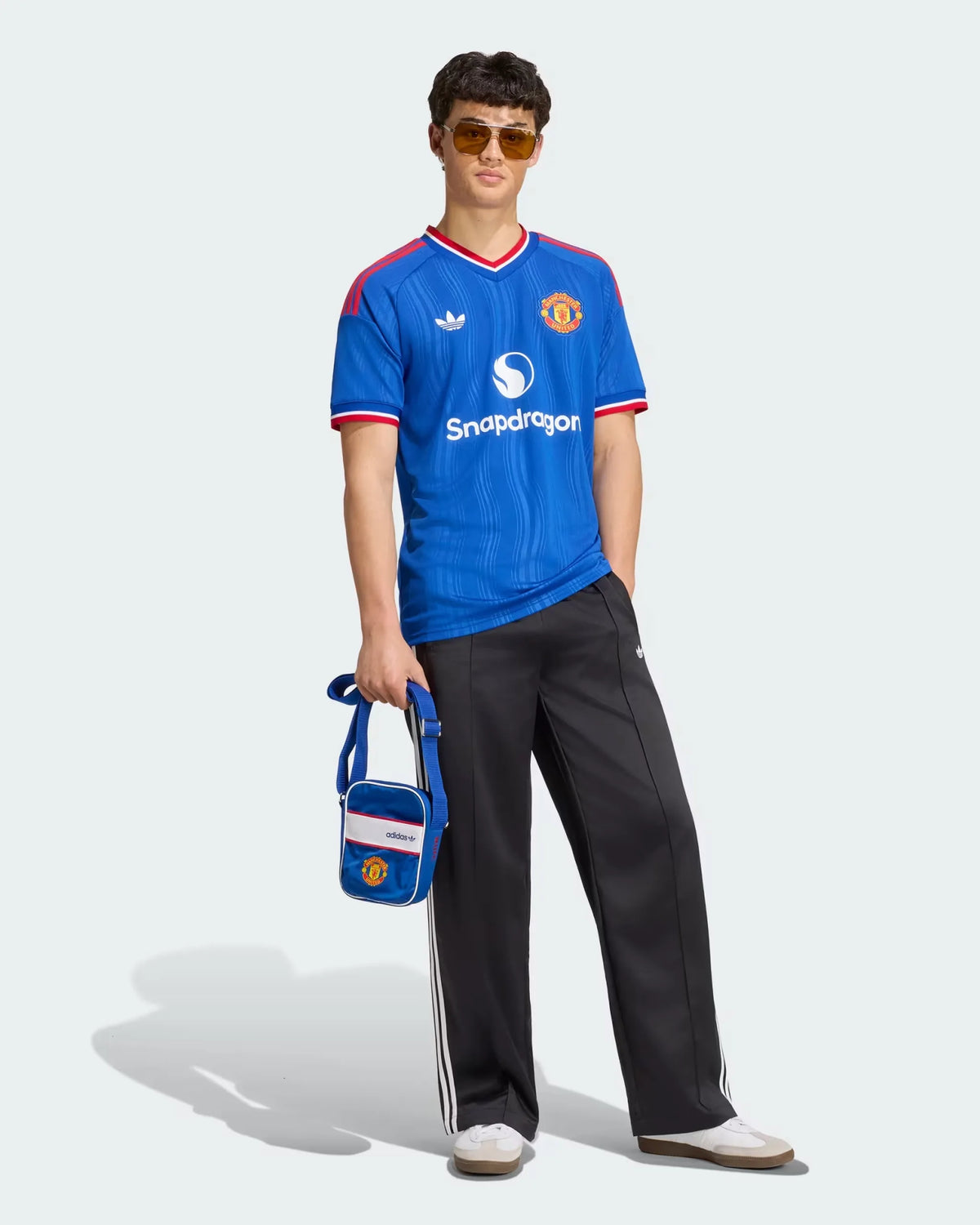 Manchester United 26-27 Away Jersey - Detail