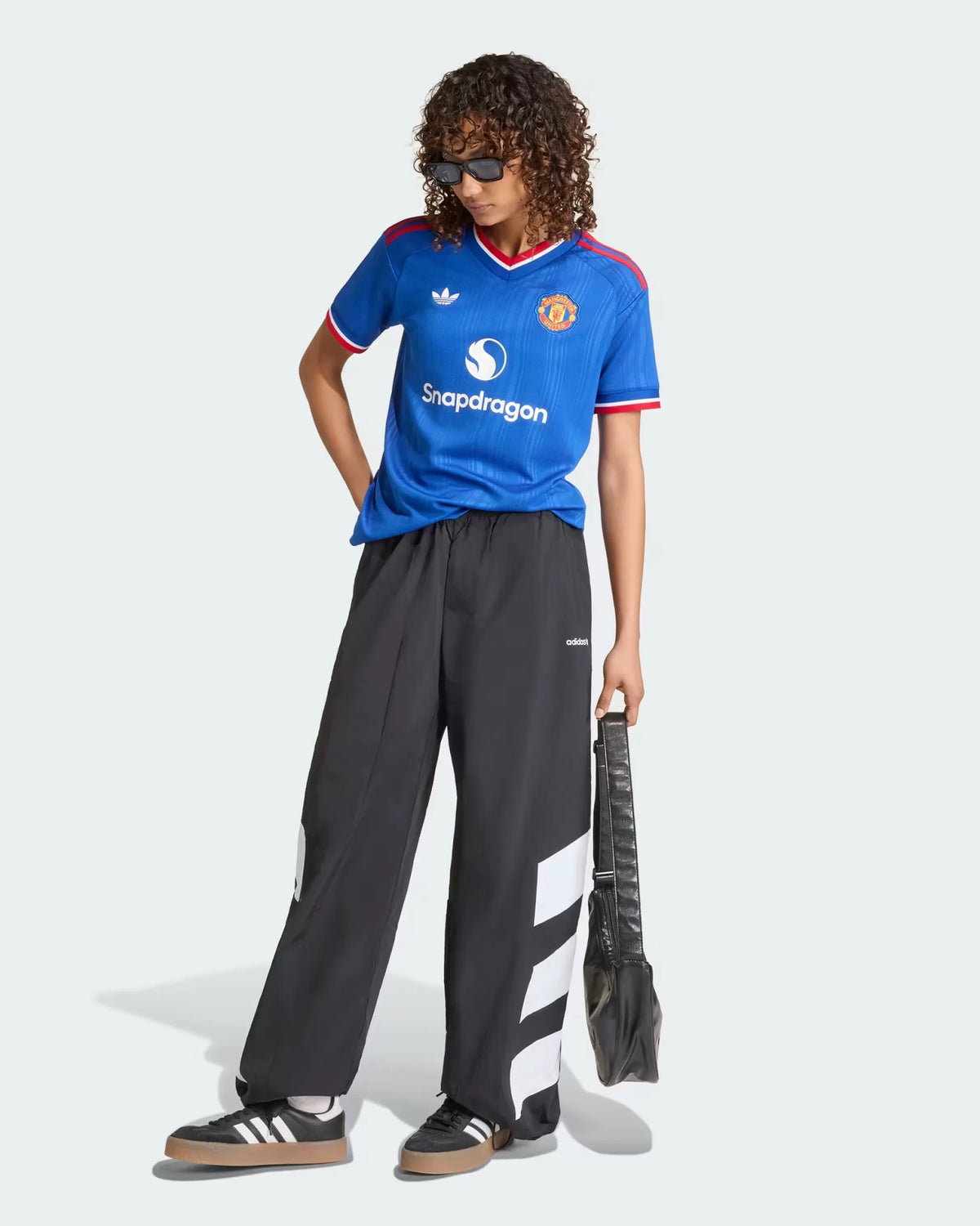Manchester United 26-27 Away Women's Jersey - Detail