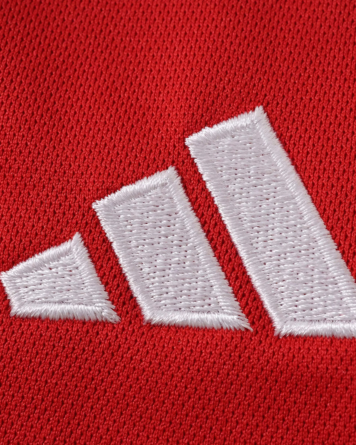 Manchester United 26-27 Home Kids Kit - Detail