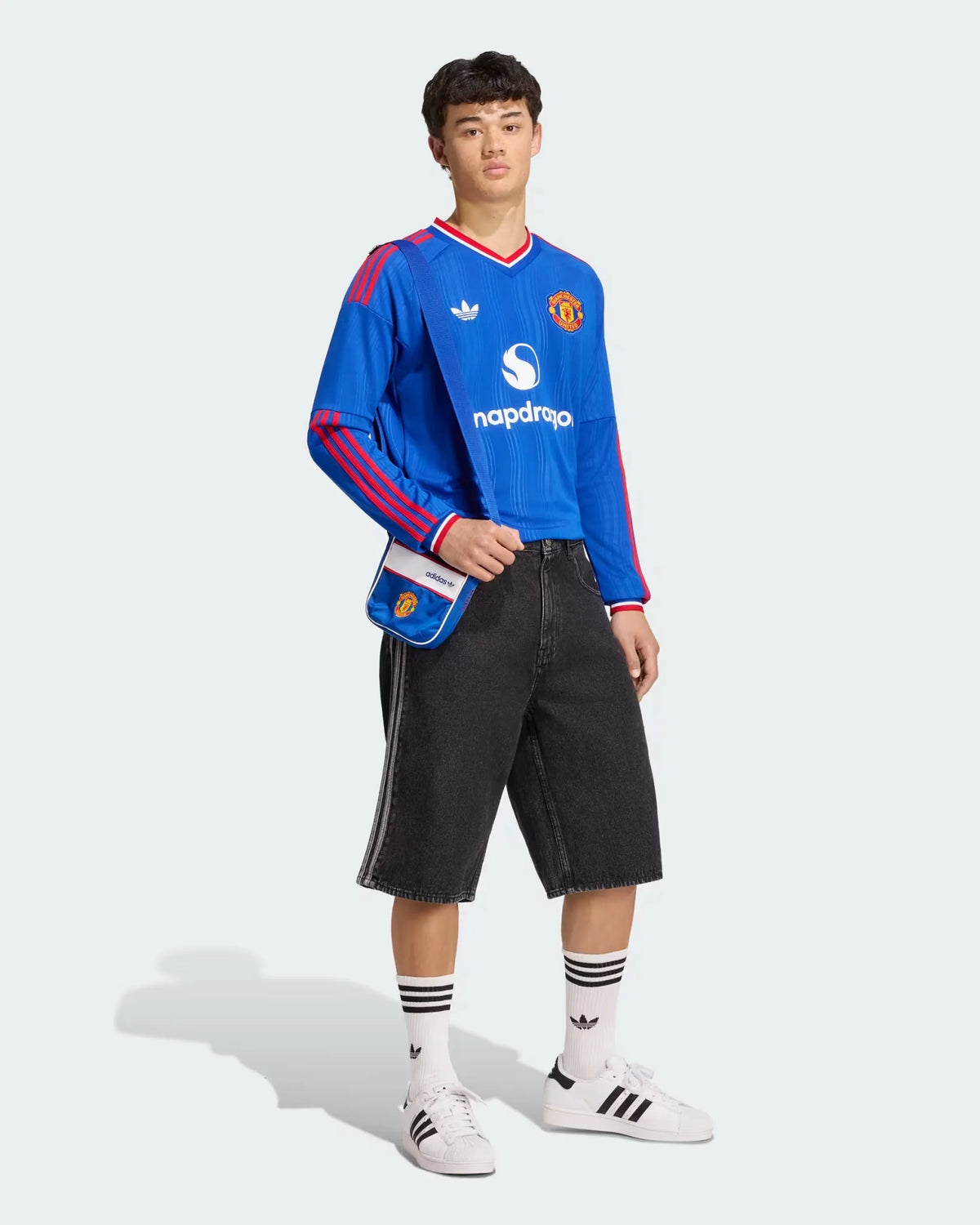 Manchester United 26-27 Long Sleeve Away Jersey - Detail
