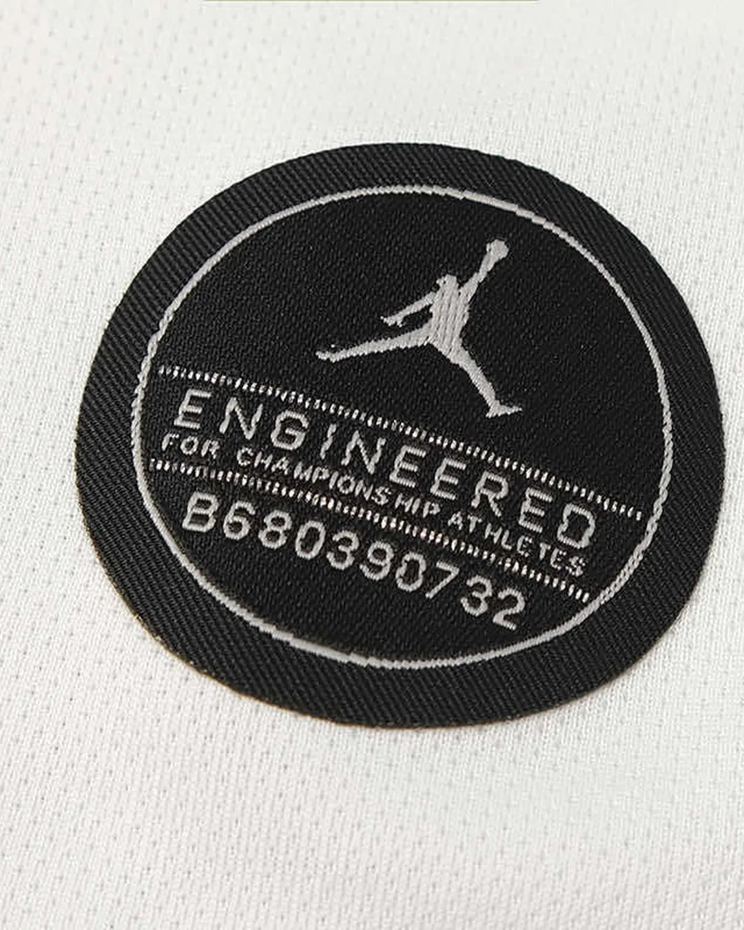Paris Saint-Germain 2018-19 Champions League Away Retro Jersey - Detail