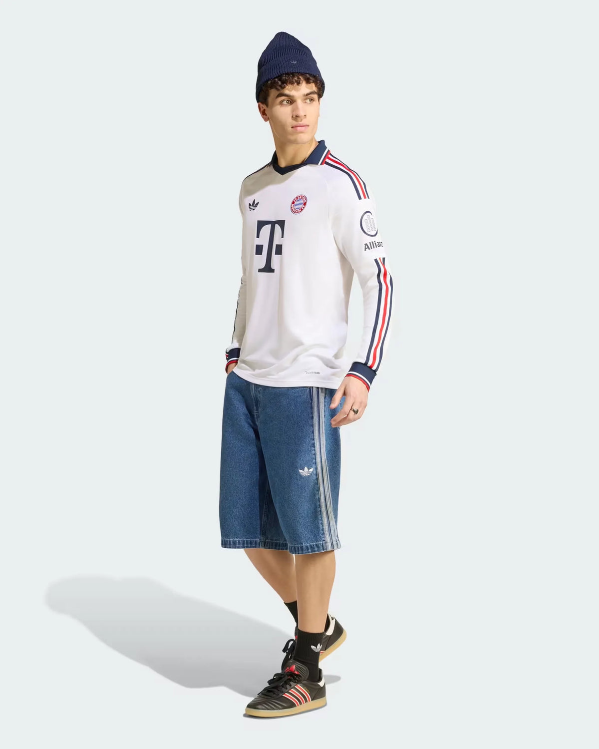 Bayern Munich 26-27 Long Sleeve Away Jersey - Detail
