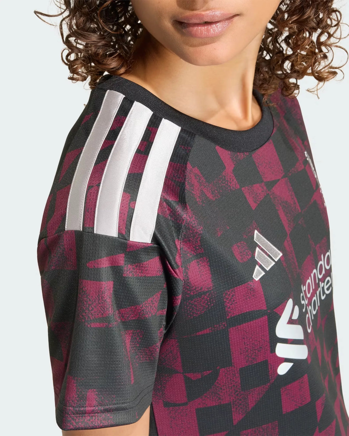 Liverpool 26-27 Third Women's Jersey - Detail