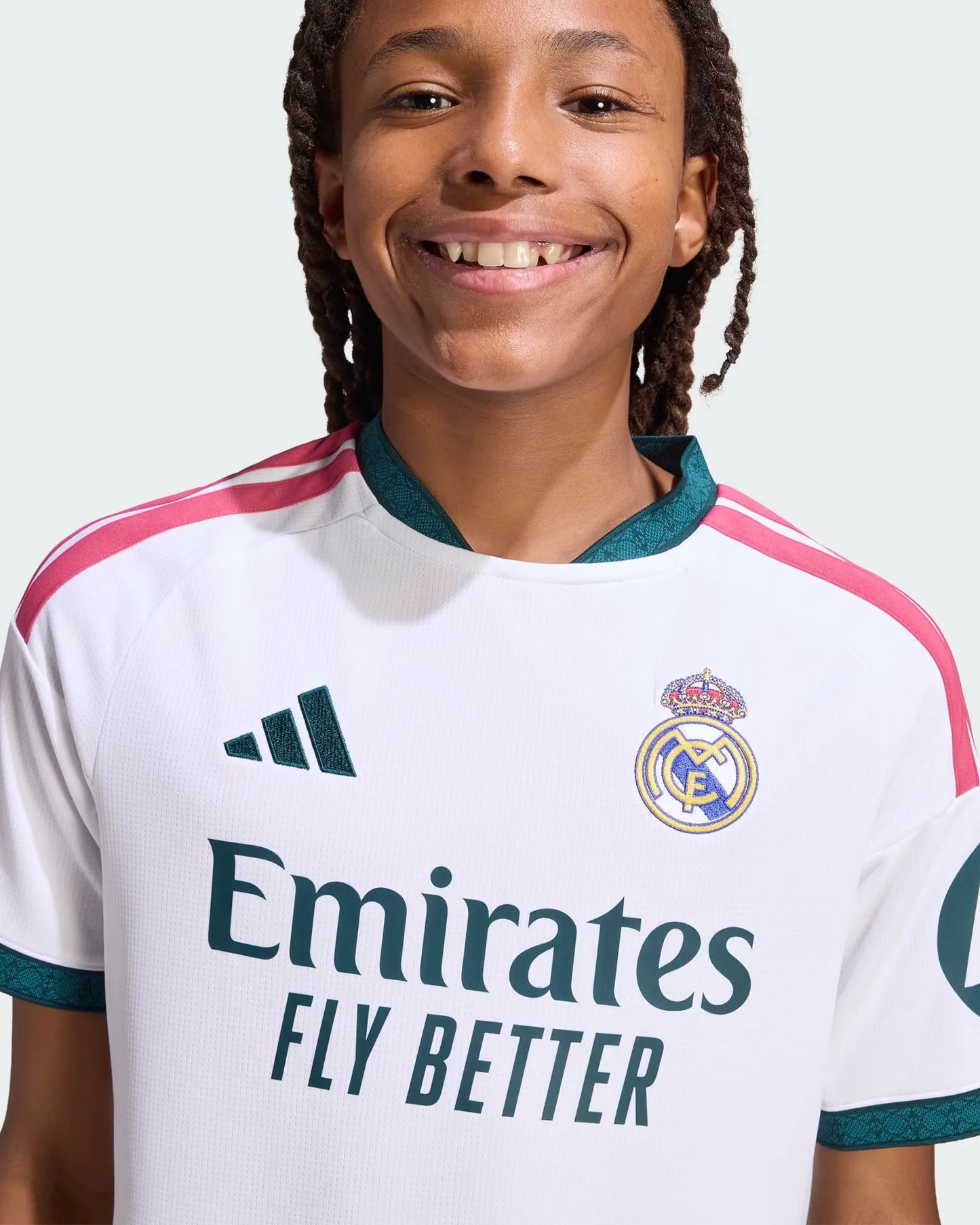 Real Madrid 26-27 Home Kids Kit - Detail