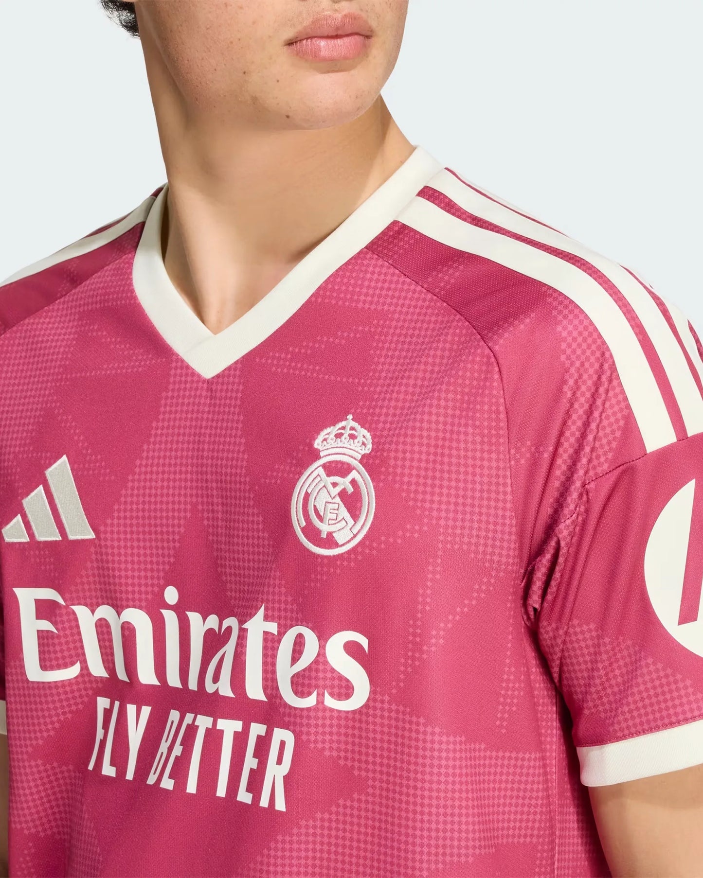 Real Madrid 26-27 Third Jersey - Detail