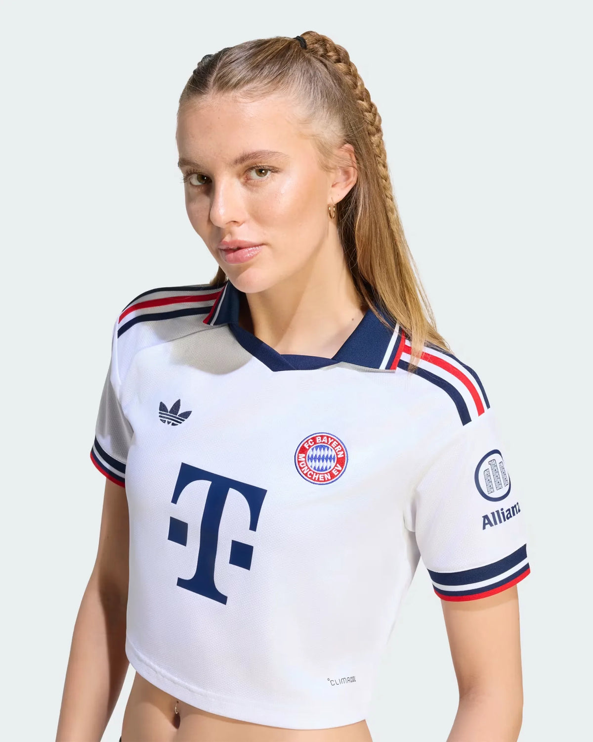 Bayern Munich 26-27 Away Cropped Jersey - Detail