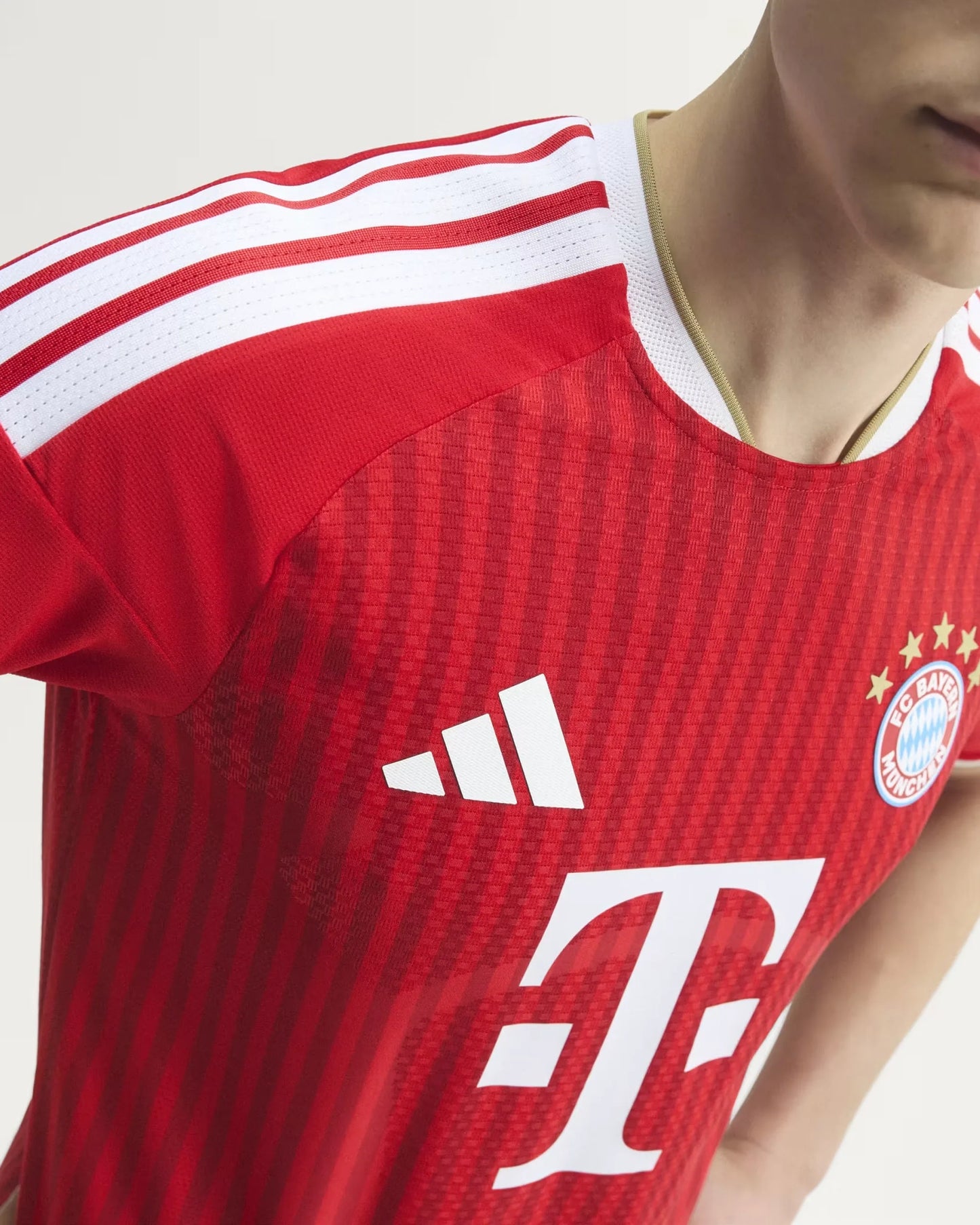 Bayern Munich 26-27 Player Version Home Jersey - Detail
