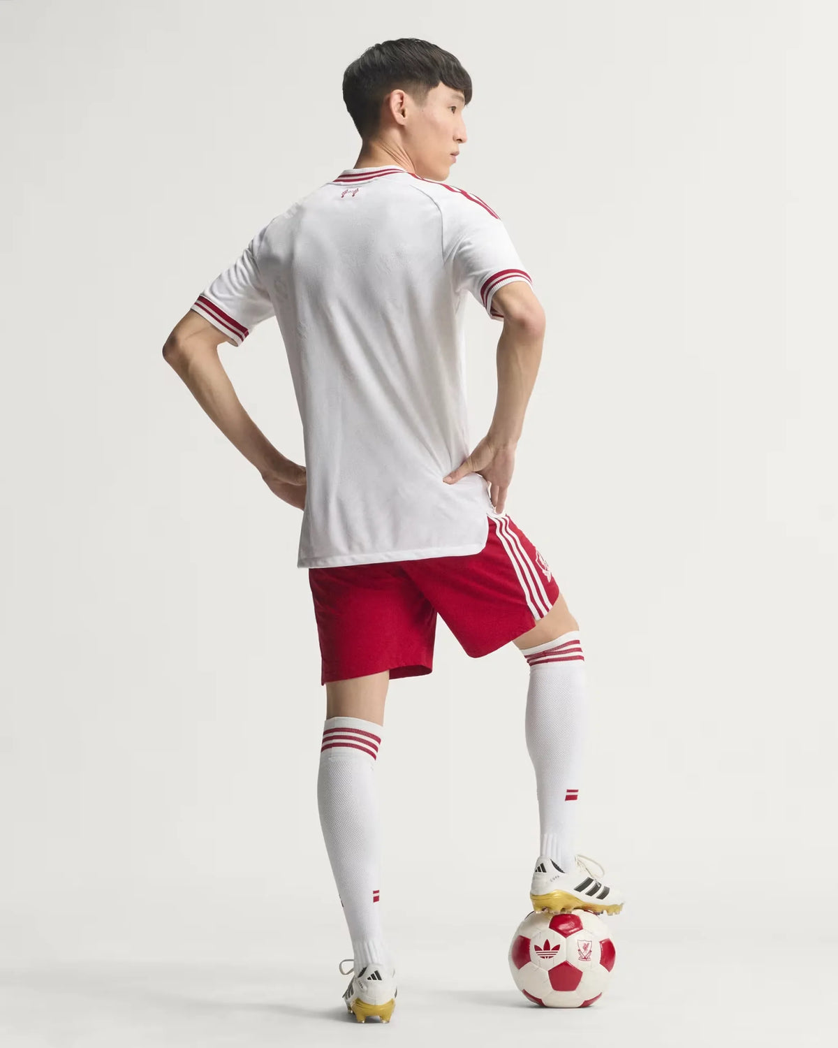 Liverpool 26-27 Player Version Away Jersey - Detail