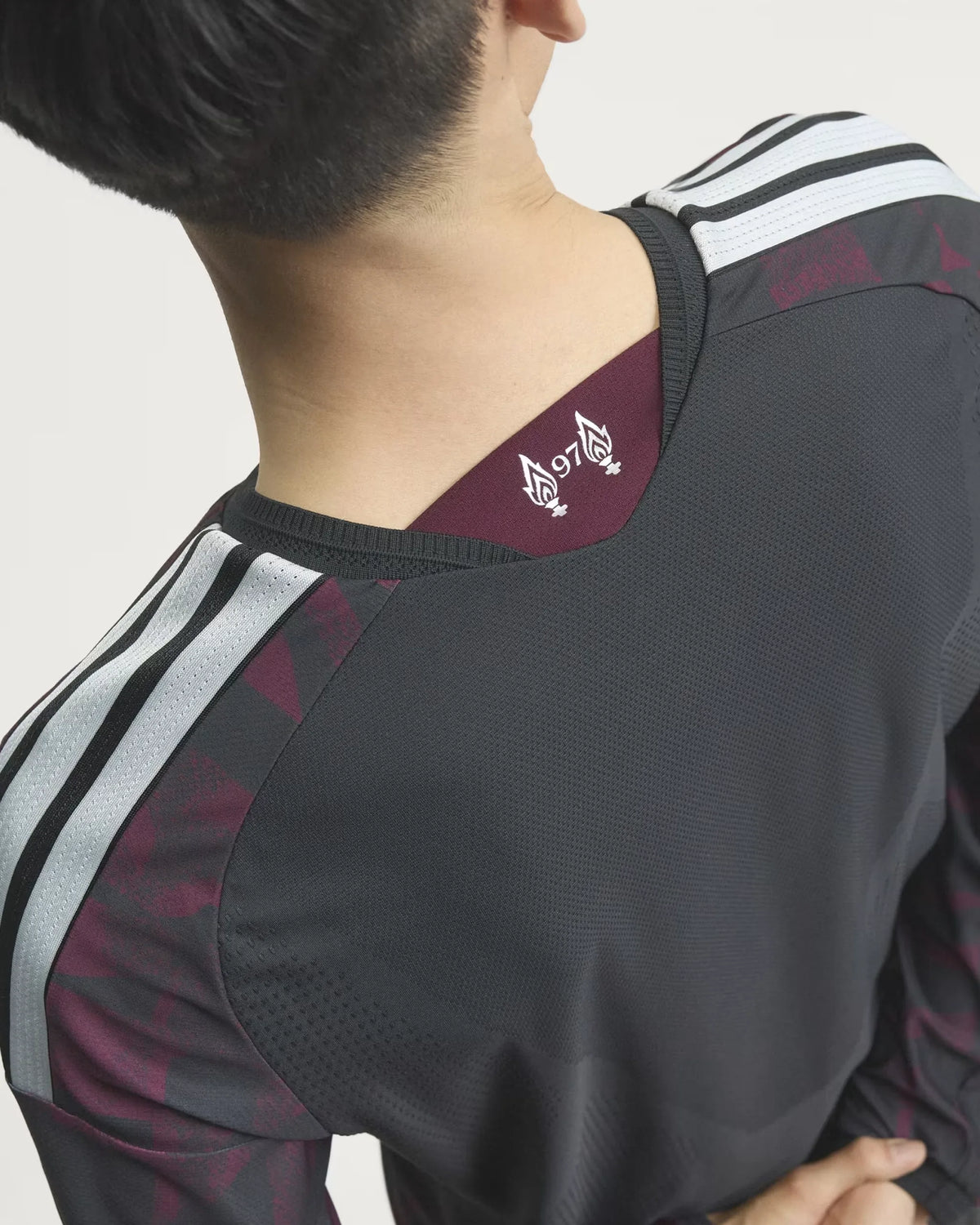 Liverpool 26-27 Player Version Long Sleeve Third Jersey - Detail