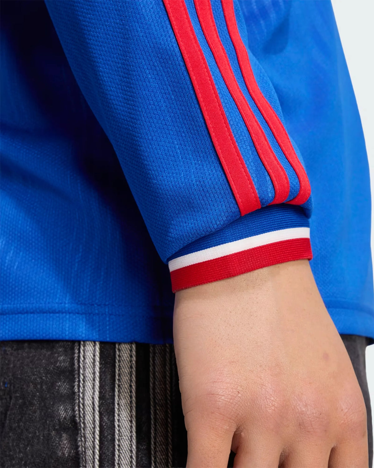 Manchester United 26-27 Long Sleeve Away Jersey - Detail