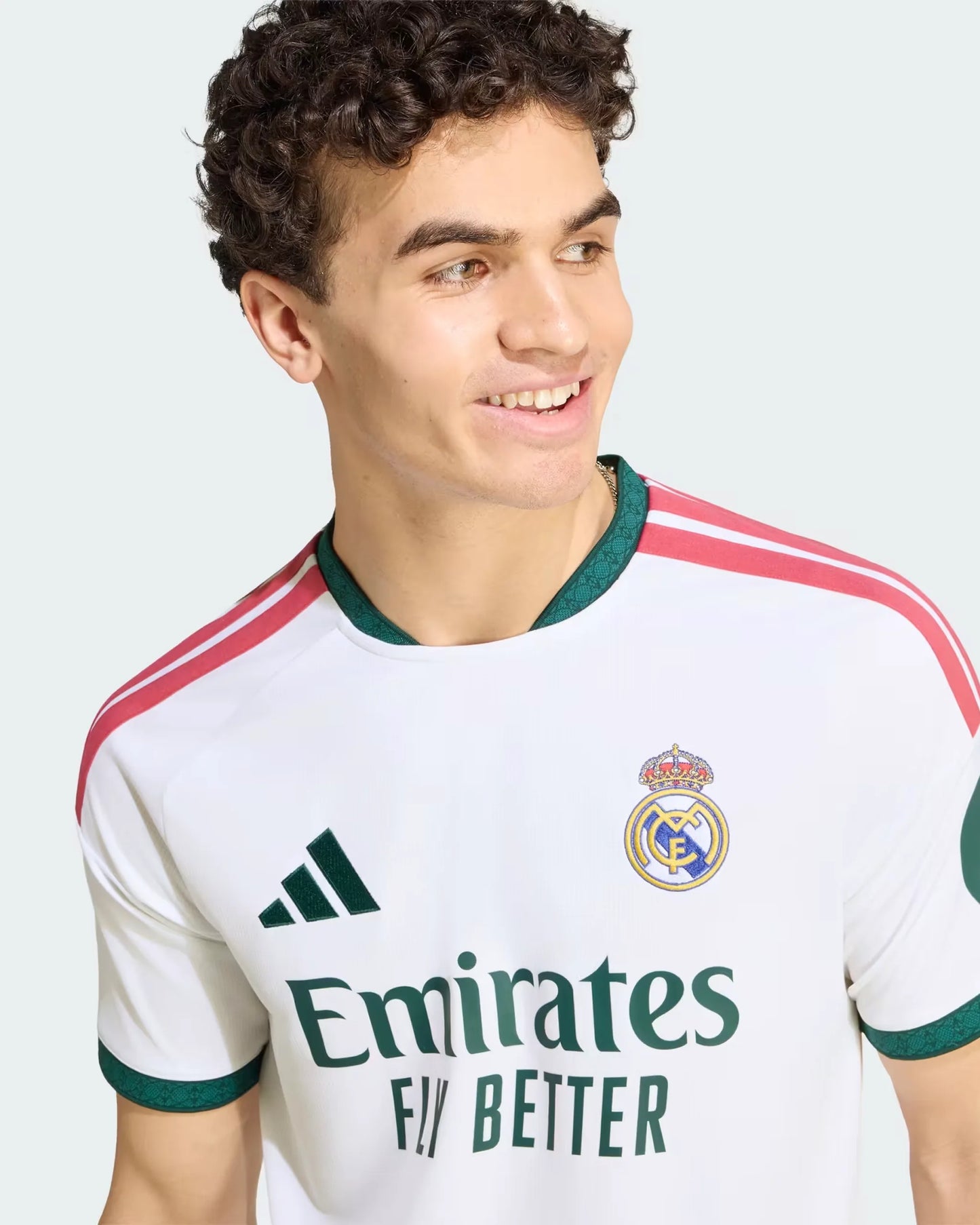 Real Madrid 26-27 Home Jersey - Detail