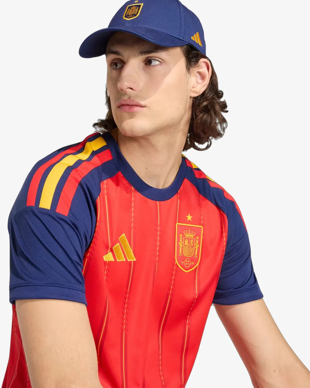 07-spain-2026-home-jersey-detail-2.webp