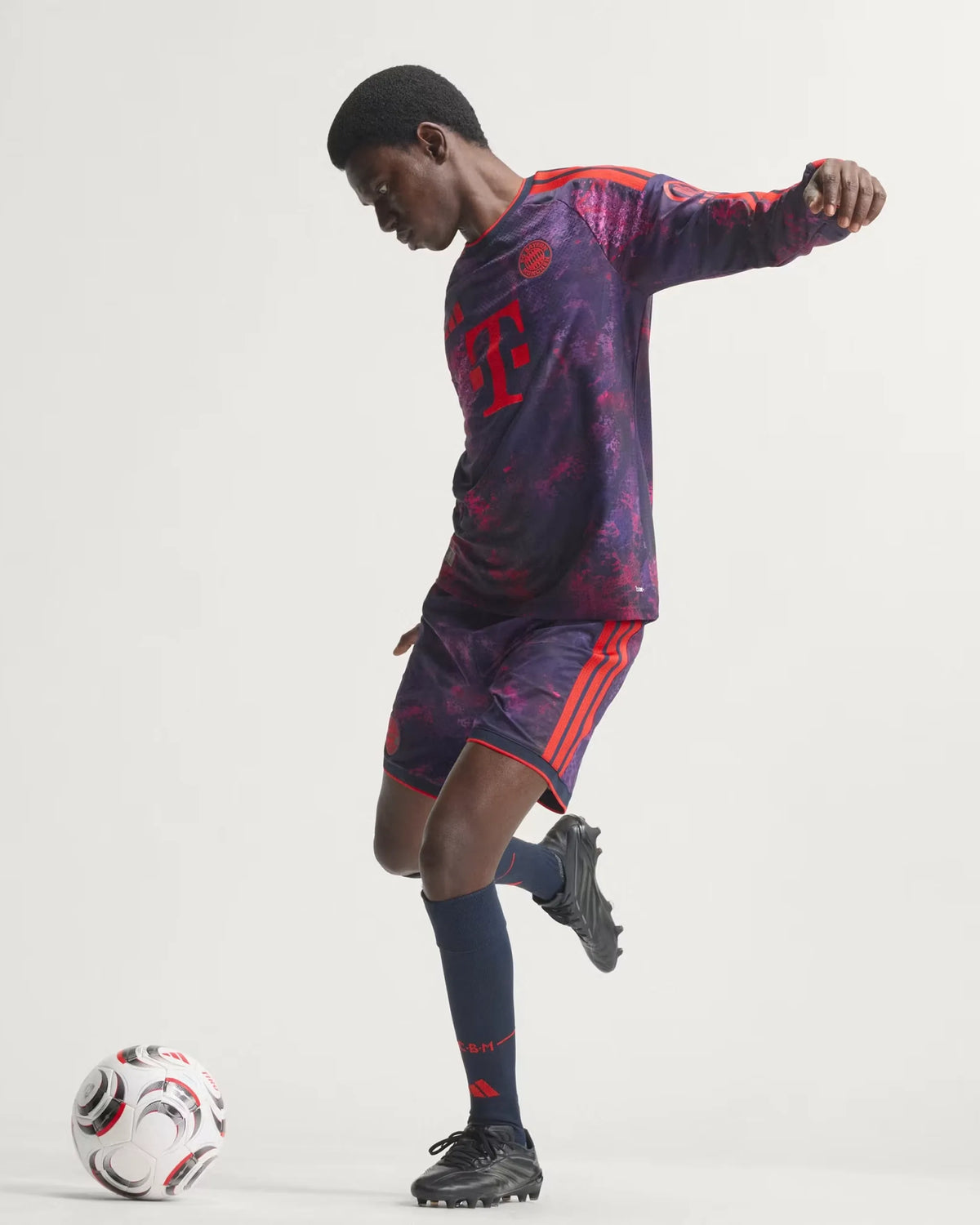 Bayern Munich 26-27 Player Version Long Sleeve Third Jersey - Detail