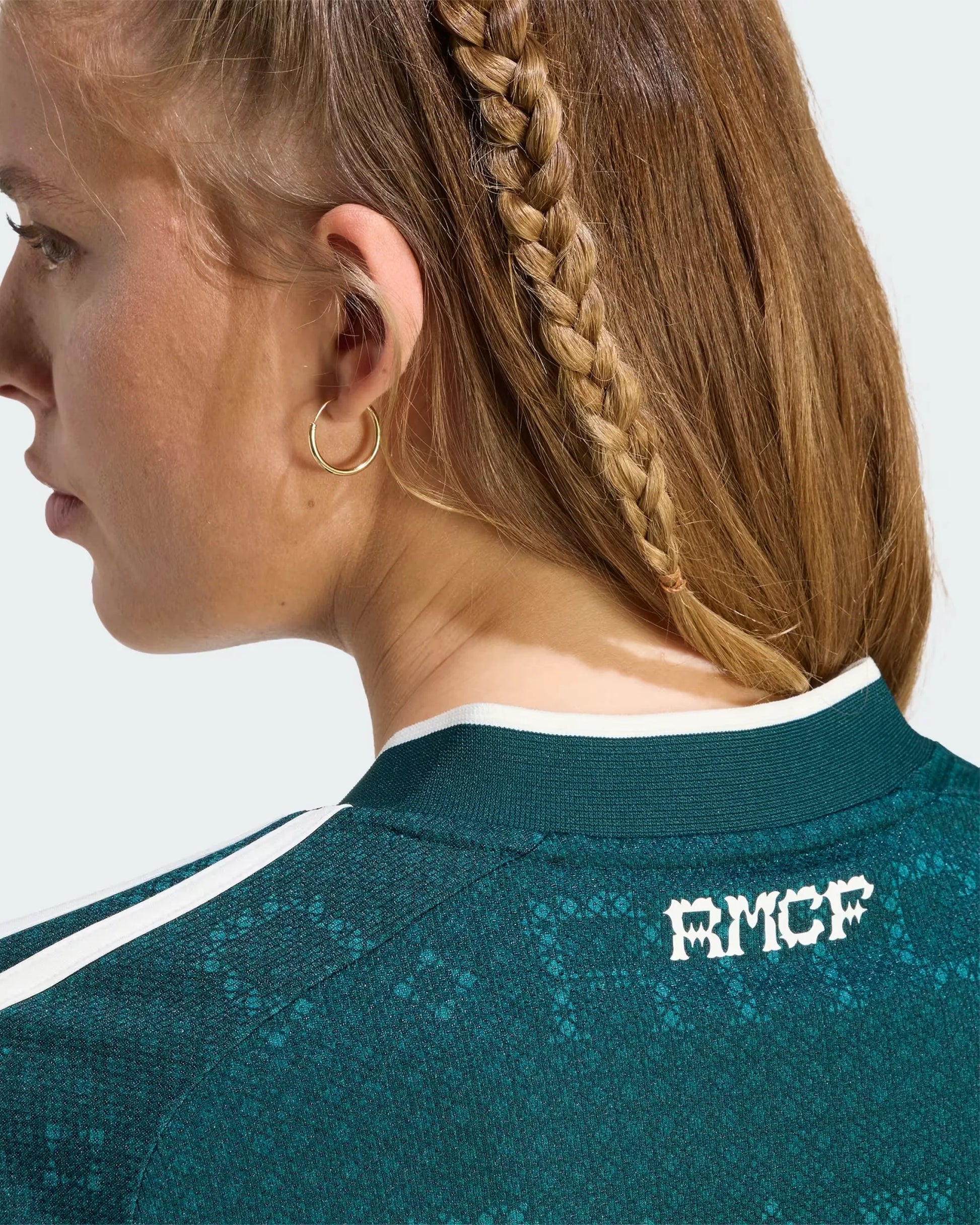 Real Madrid 26-27 Away Women's Jersey - Detail