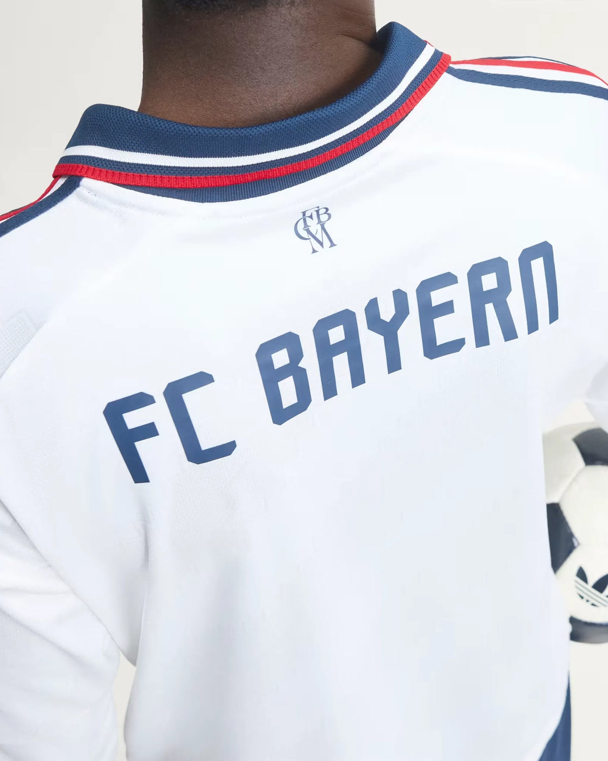 Bayern Munich 26-27 Player Version Long Sleeve Away Jersey - Detail
