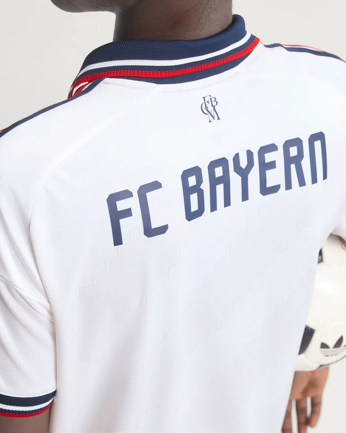Bayern Munich 26-27 Player Version Away Jersey - Detail