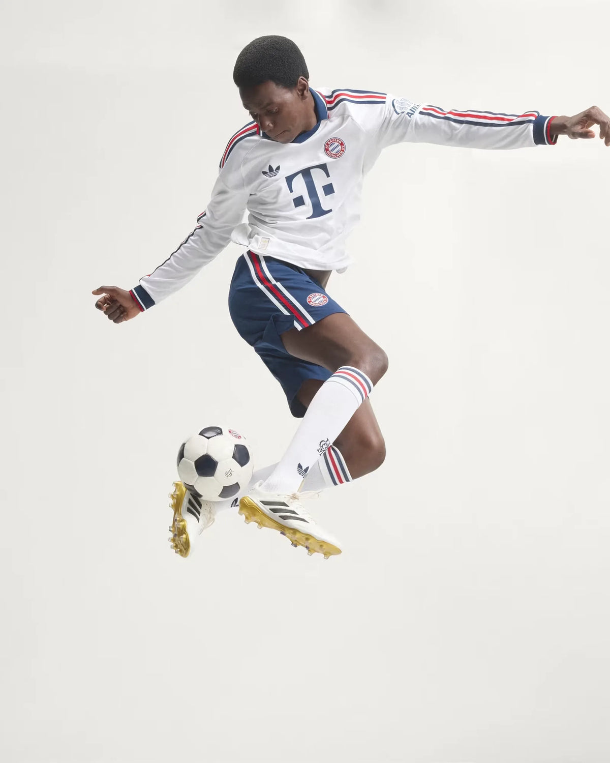 Bayern Munich 26-27 Player Version Long Sleeve Away Jersey - Detail