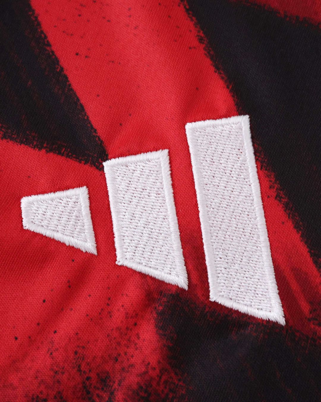 Manchester United 25-26 Training Jersey