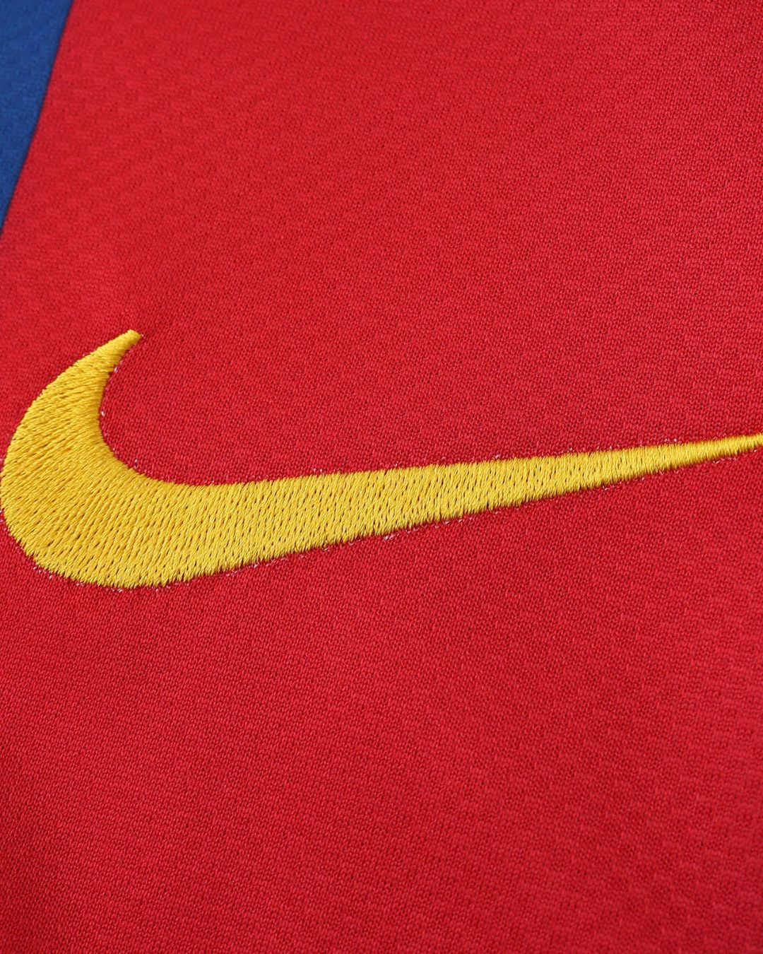 Barcelona 10-11 Home Retro Jersey