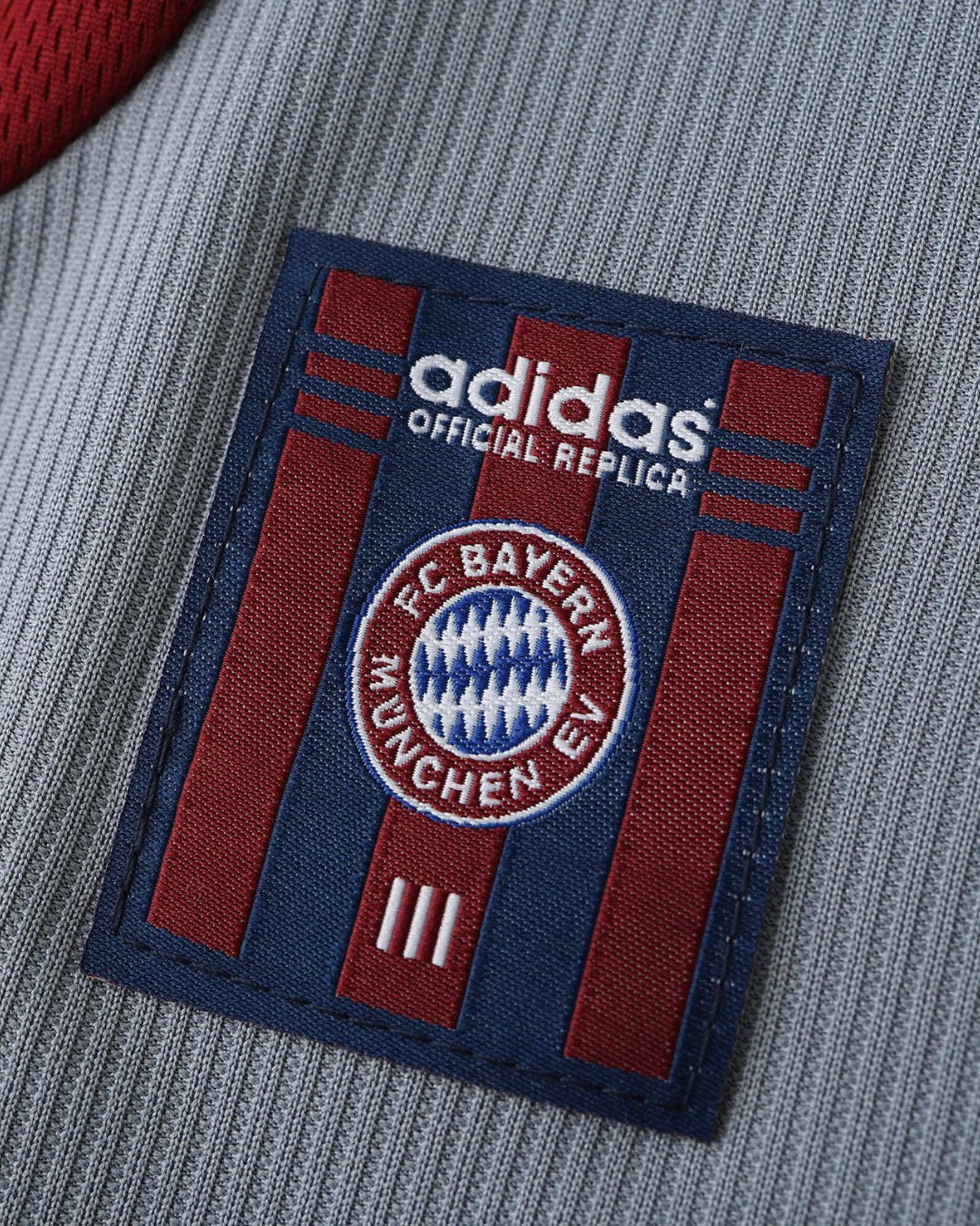 Bayern Munich 98-99 Away Retro Jersey