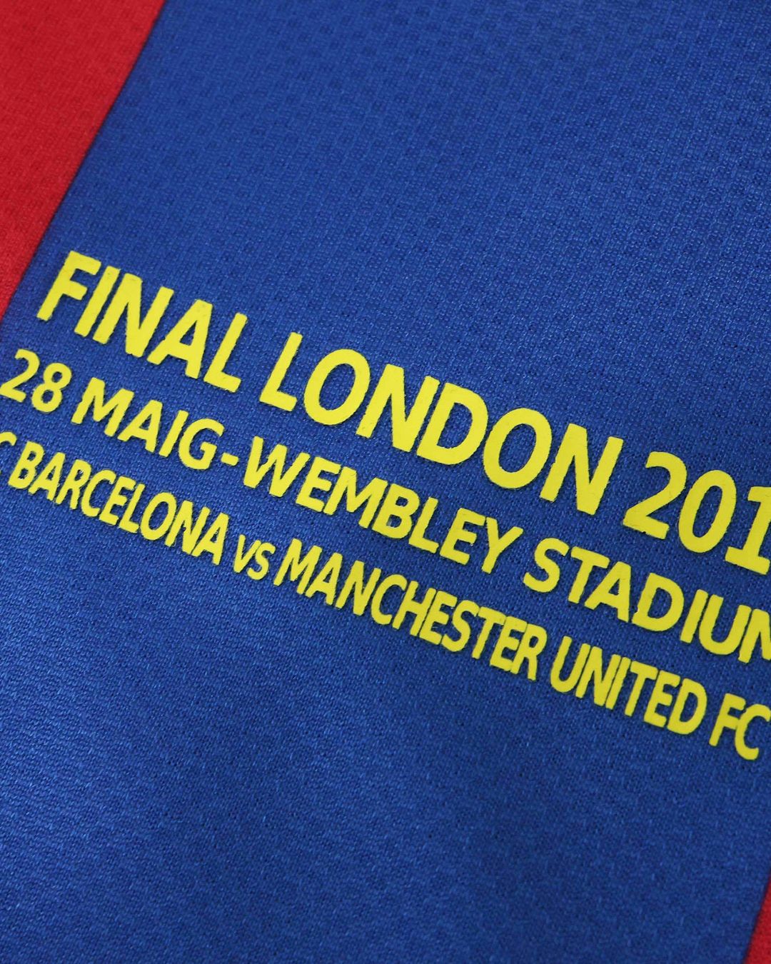 Barcelona 10-11 Home Long Sleeve Retro Jersey